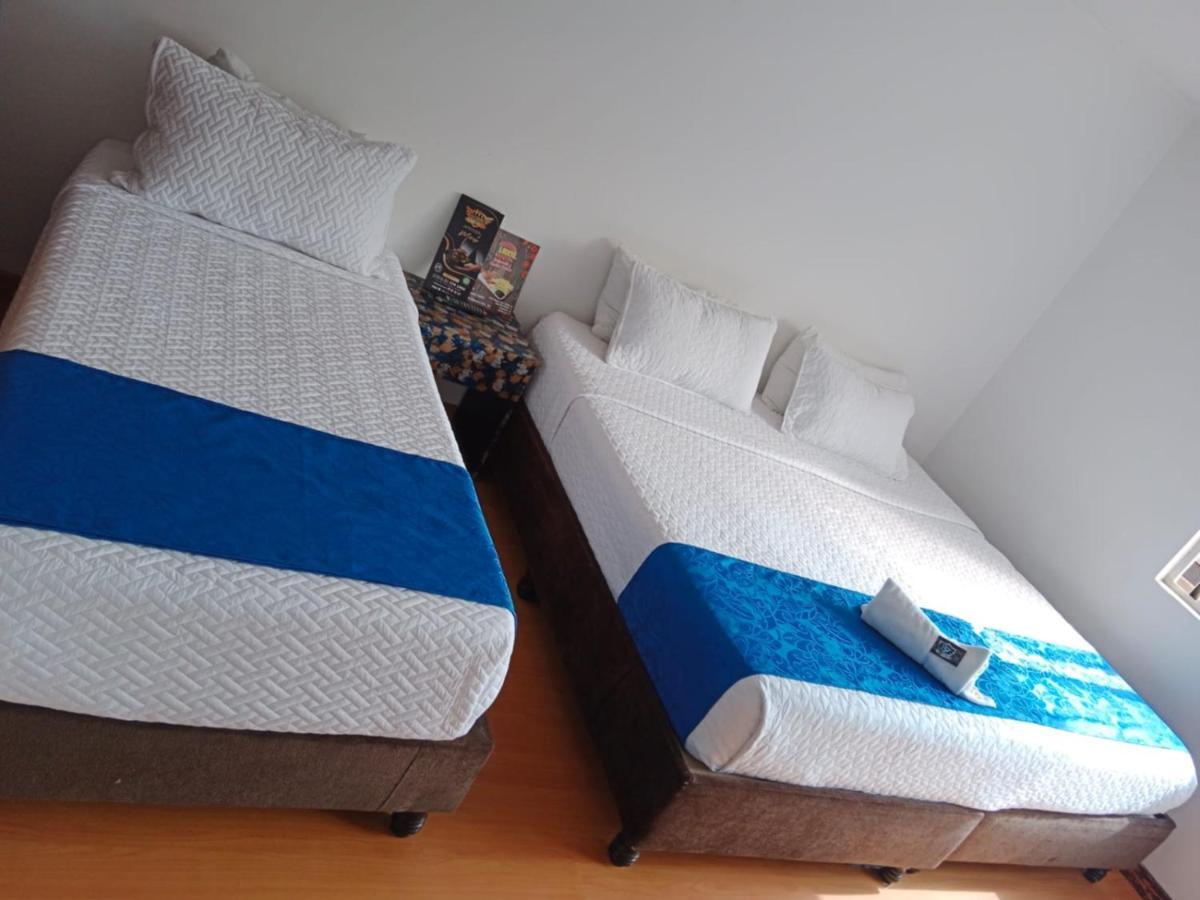 Hotel Blue Zafiro โบโกตา ภายนอก รูปภาพ