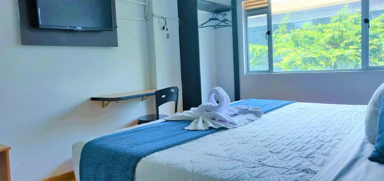Hotel Blue Zafiro โบโกตา ภายนอก รูปภาพ